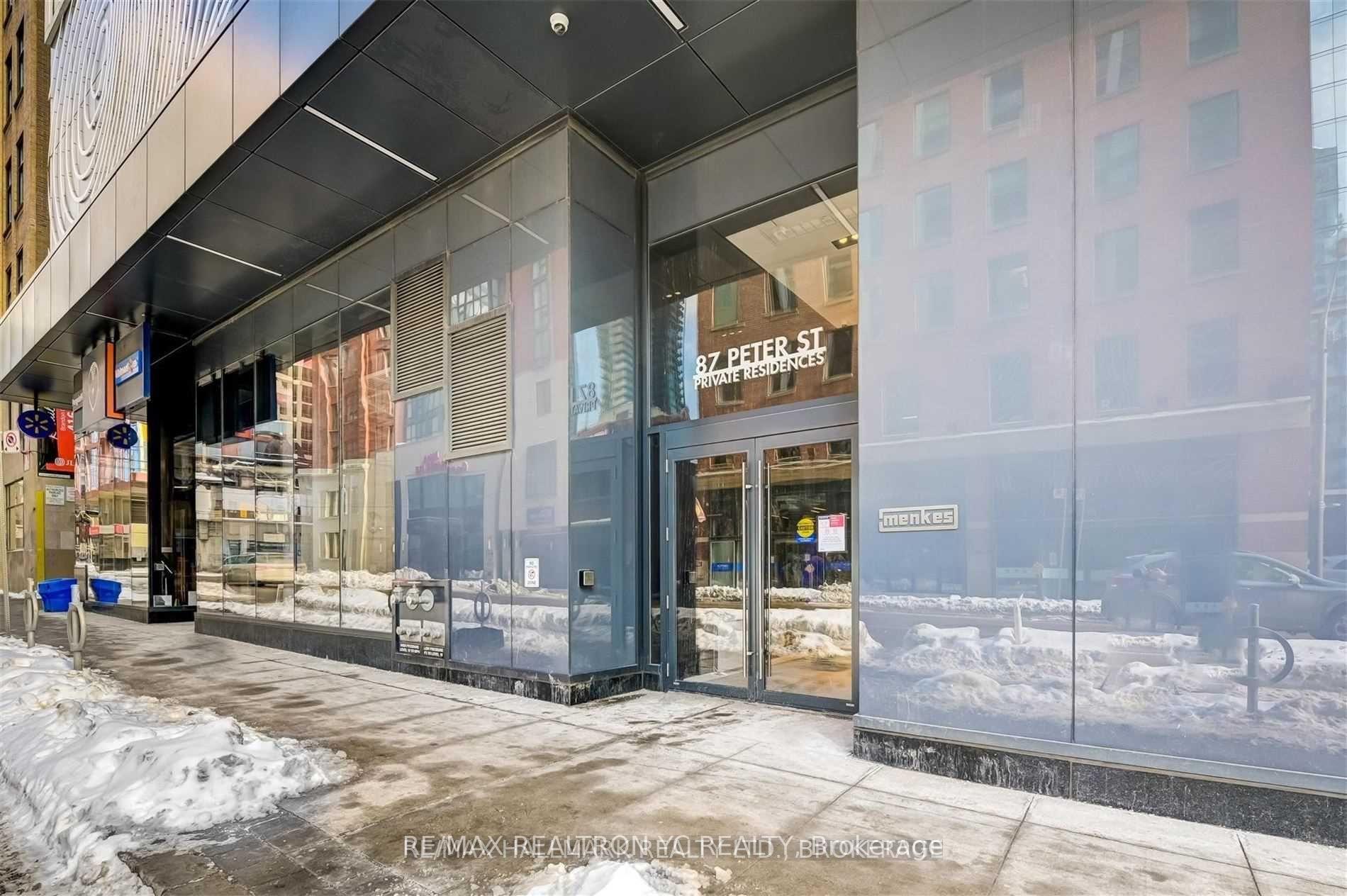 1 Bedroom Condo at 87 Peter,  Toronto For sale