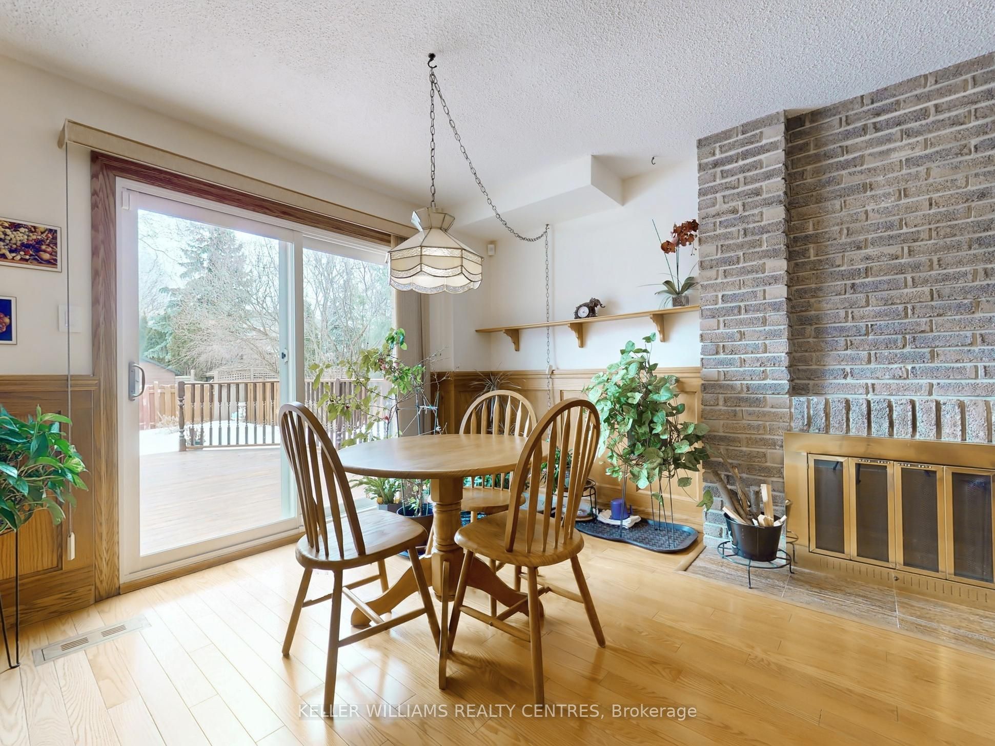43 Mayvern Crescent