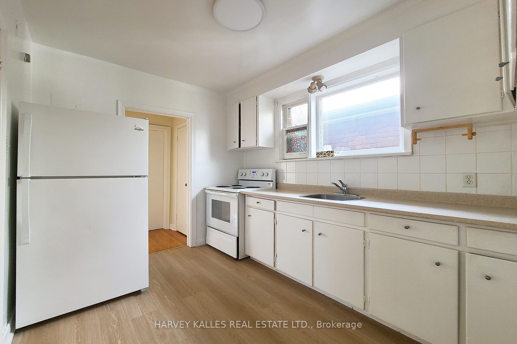 105 Gilmour Avenue 2