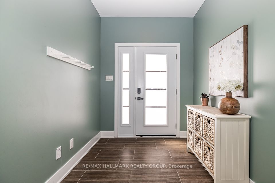 87 Cobblestone Drive, Russell, ON K4R 0B2