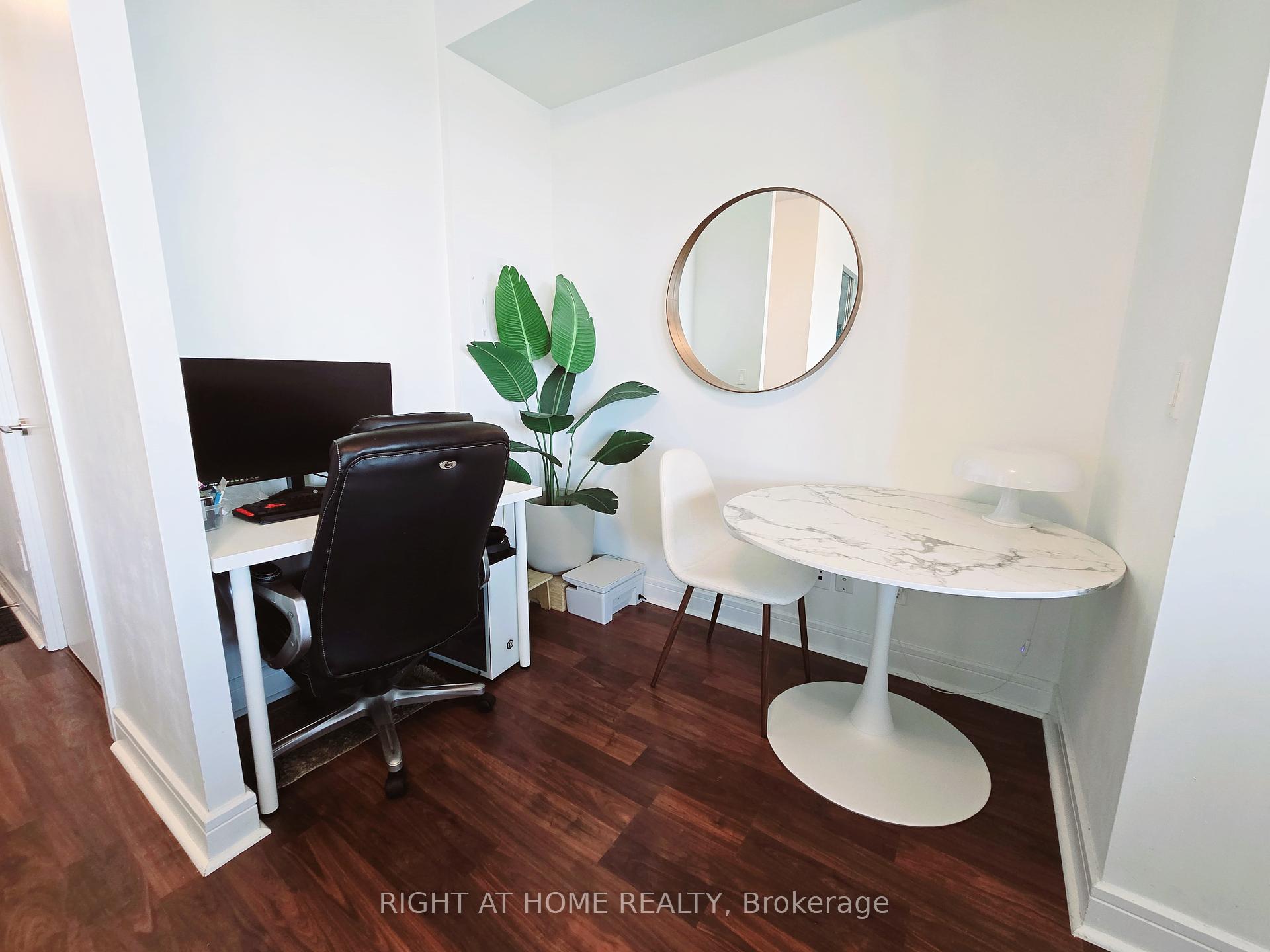 3 Bedrooms Condo at 35 Brian Peck, Toronto For sale