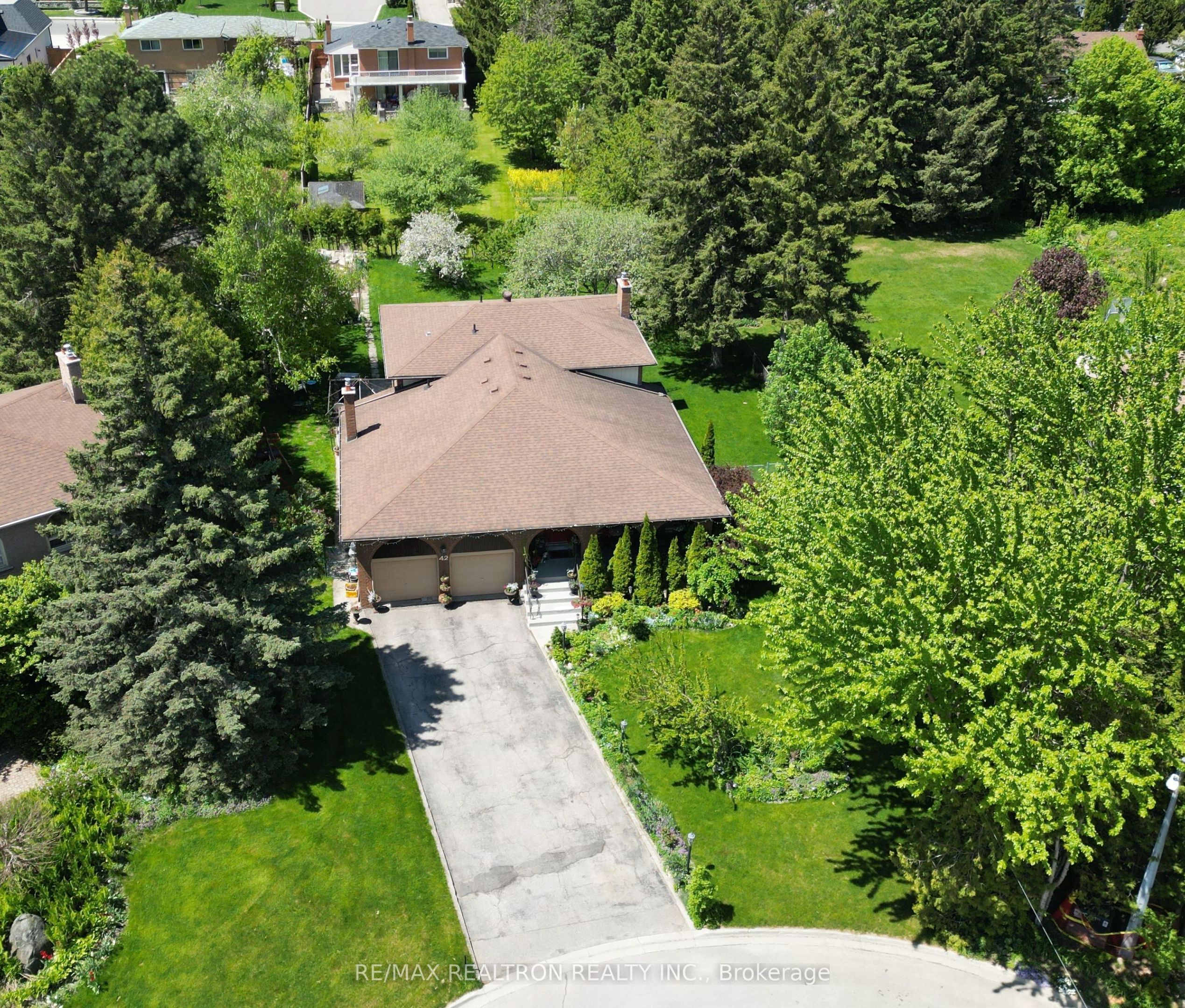42 Banner Lane, King, ON L7B 1K2