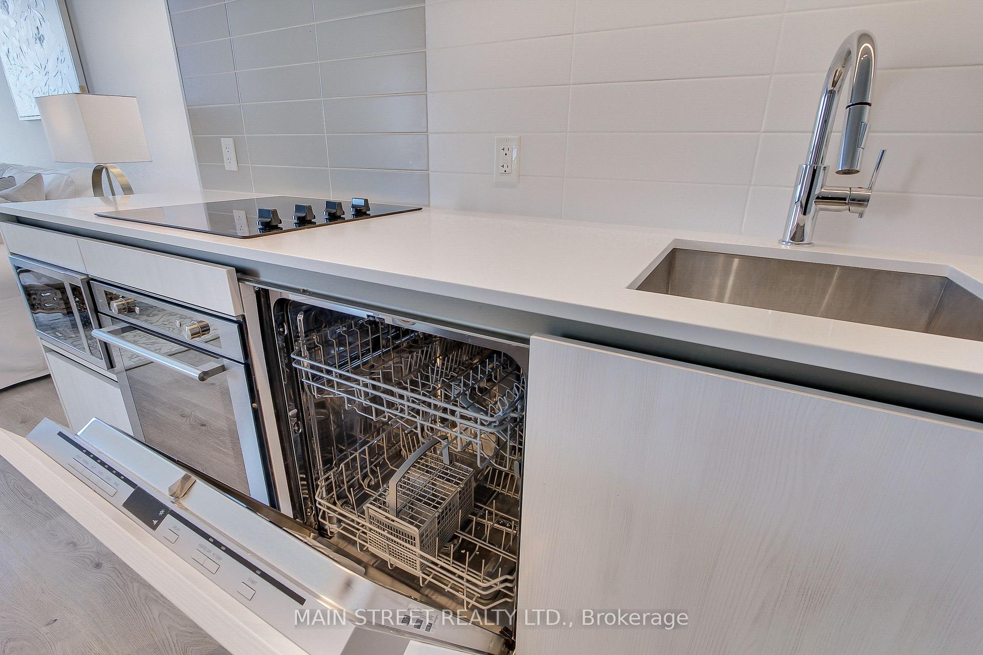 1 Bedroom Condo at 1000 Portage, Vaughan For sale