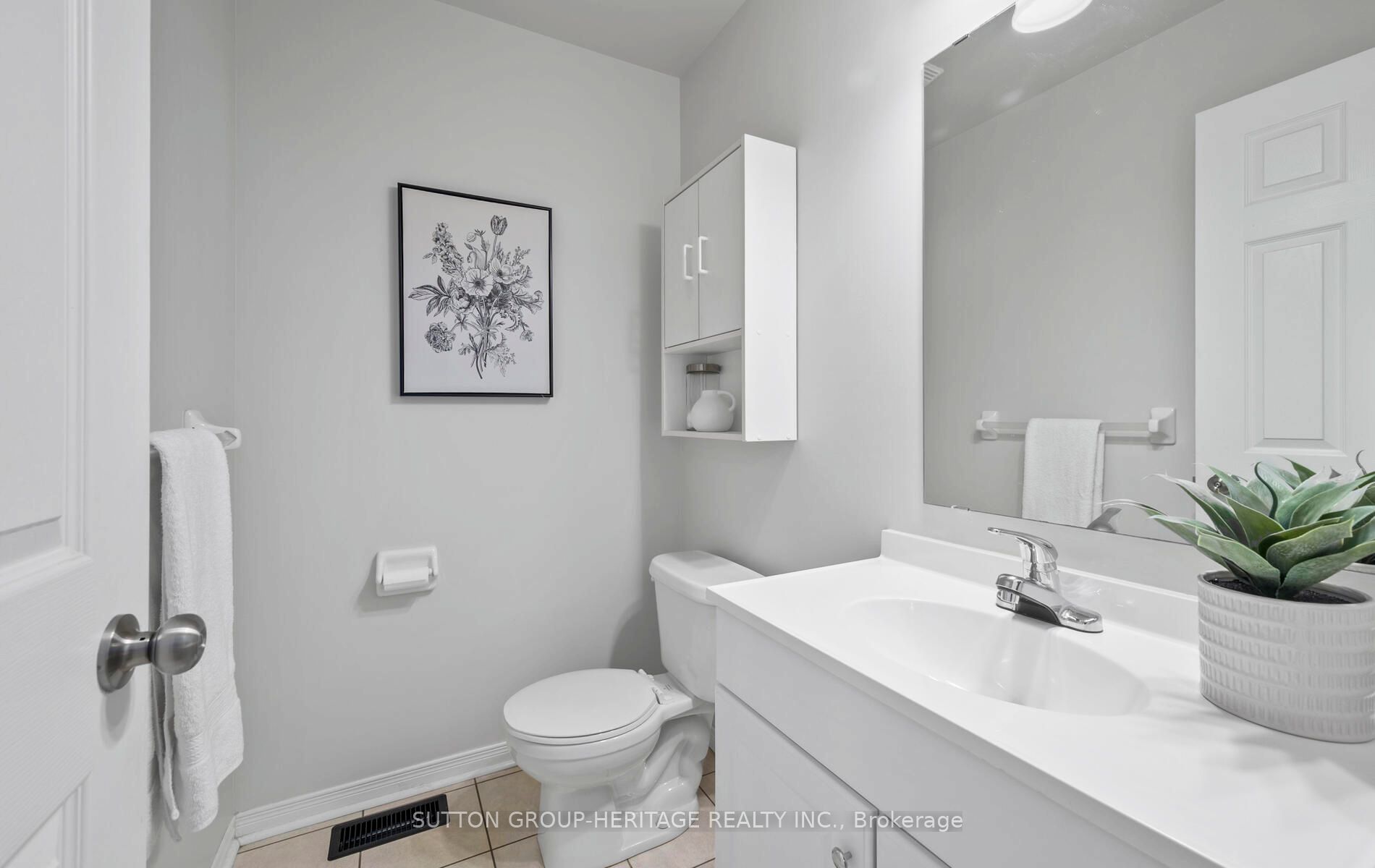 638 Longworth Avenue, Clarington, ON L1C 5B8