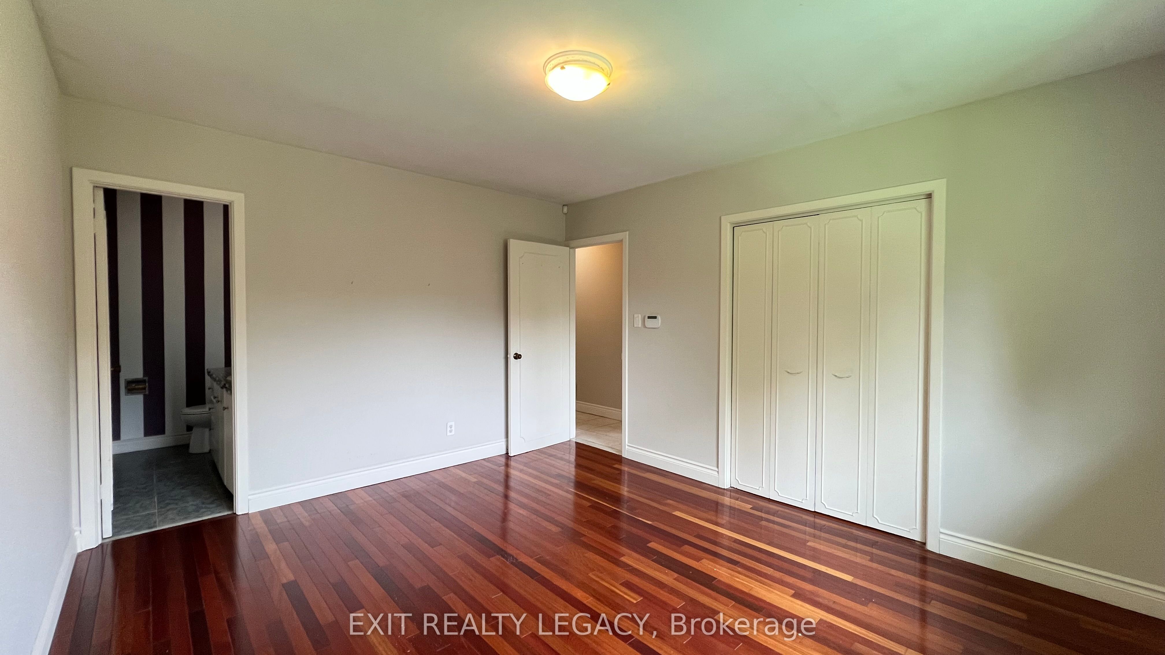 89 Bond Crescent