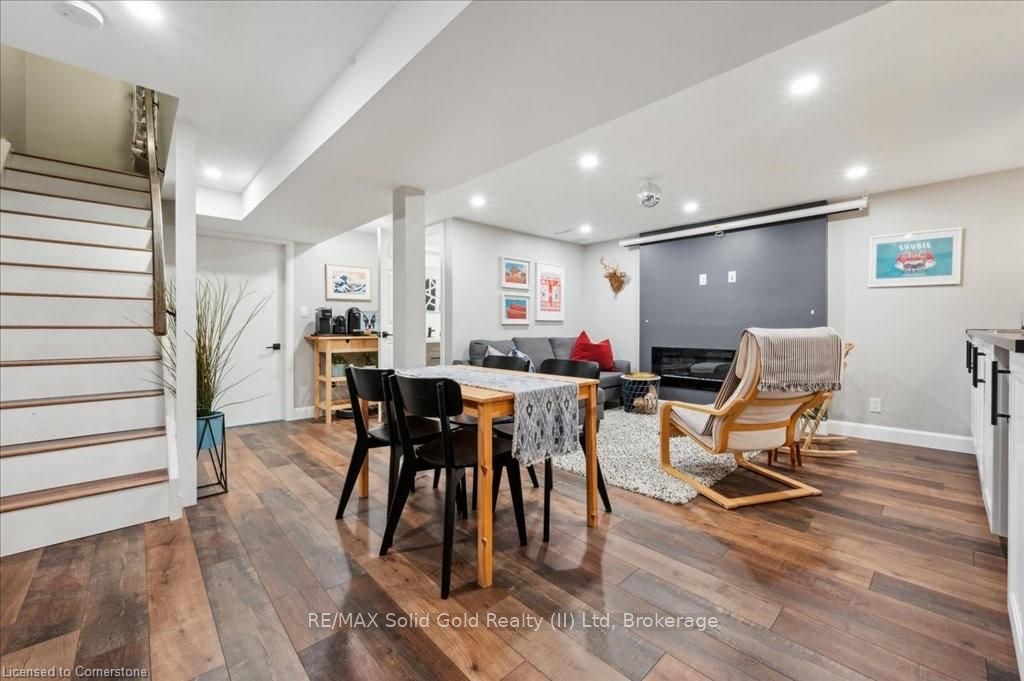 104 Kingswood Drive, #17