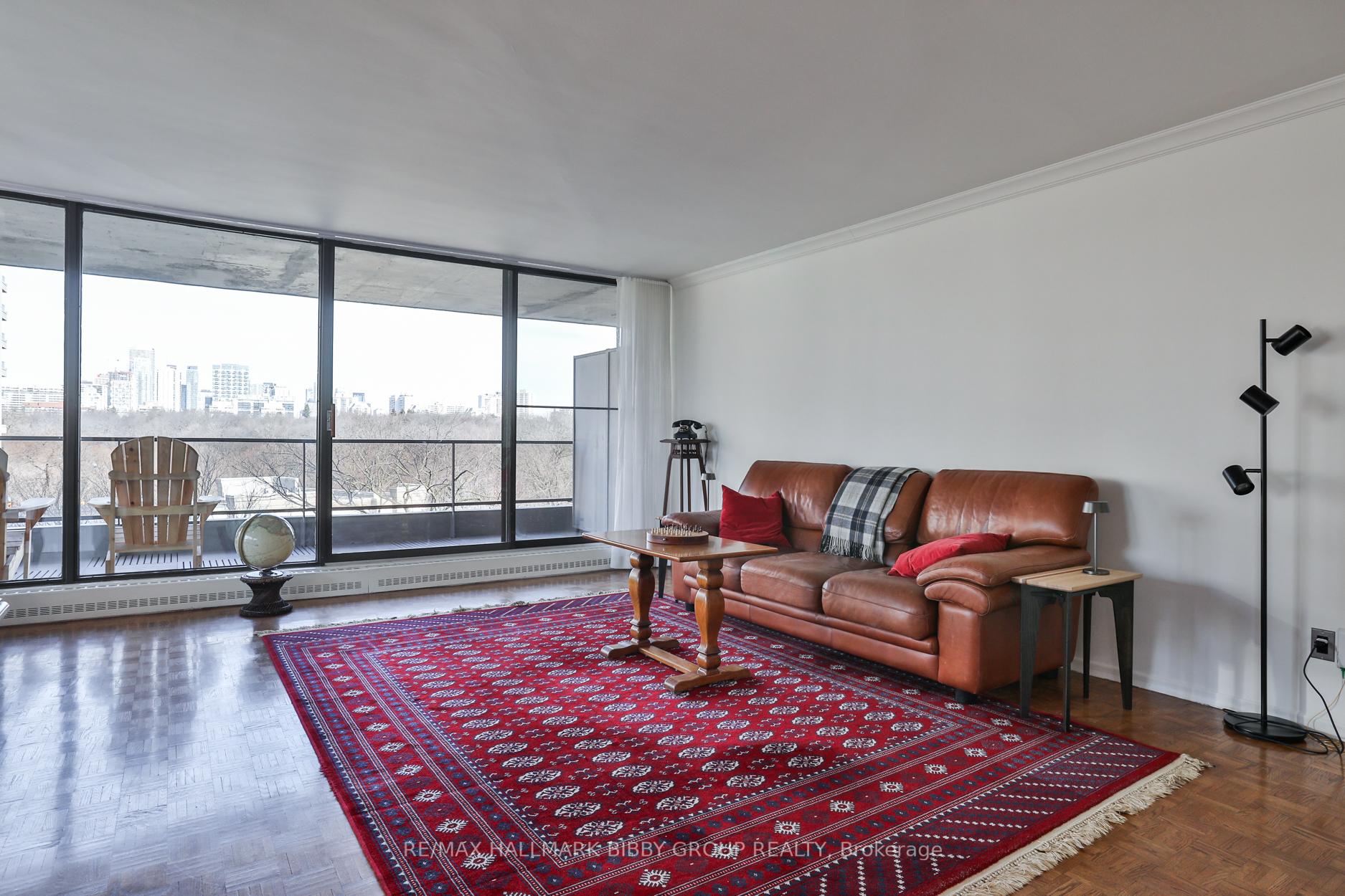 2 Bedrooms Co-op at 20 Avoca, Toronto For sale