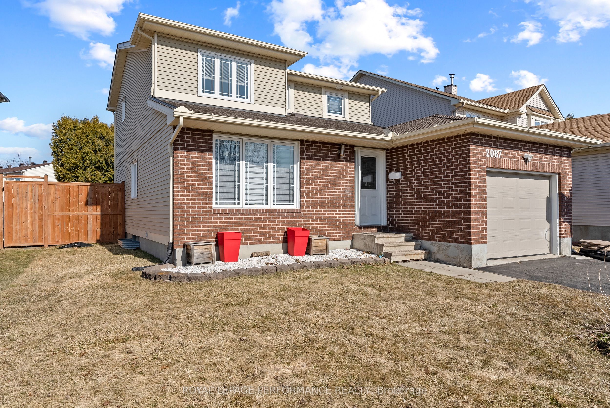 2087 Gardenway Drive, OrleansCumberlandandArea, ON K4A 3K2
