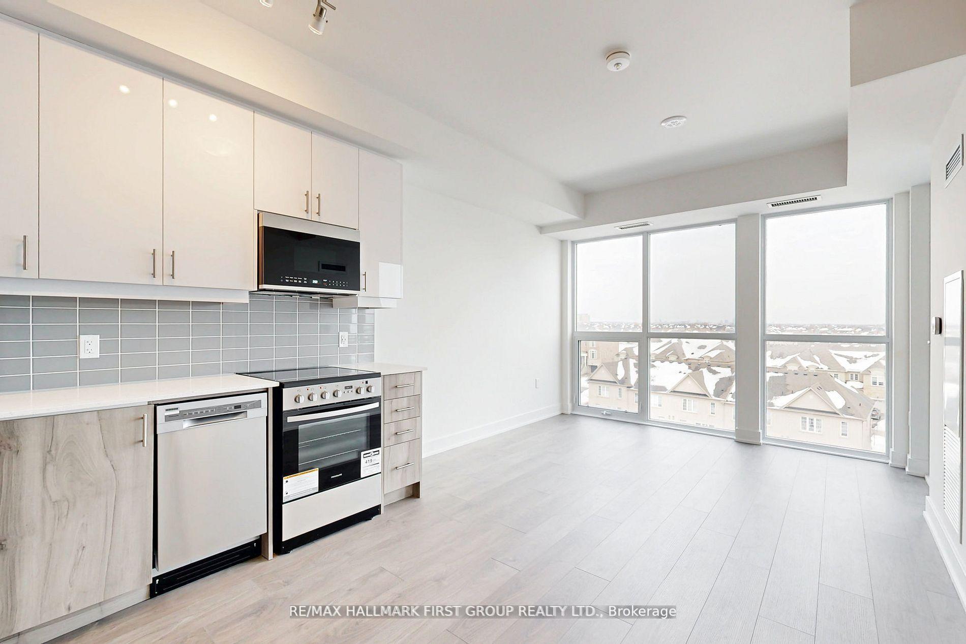 2 Bedrooms Condo at 2343 Khalsa, Oakville For sale