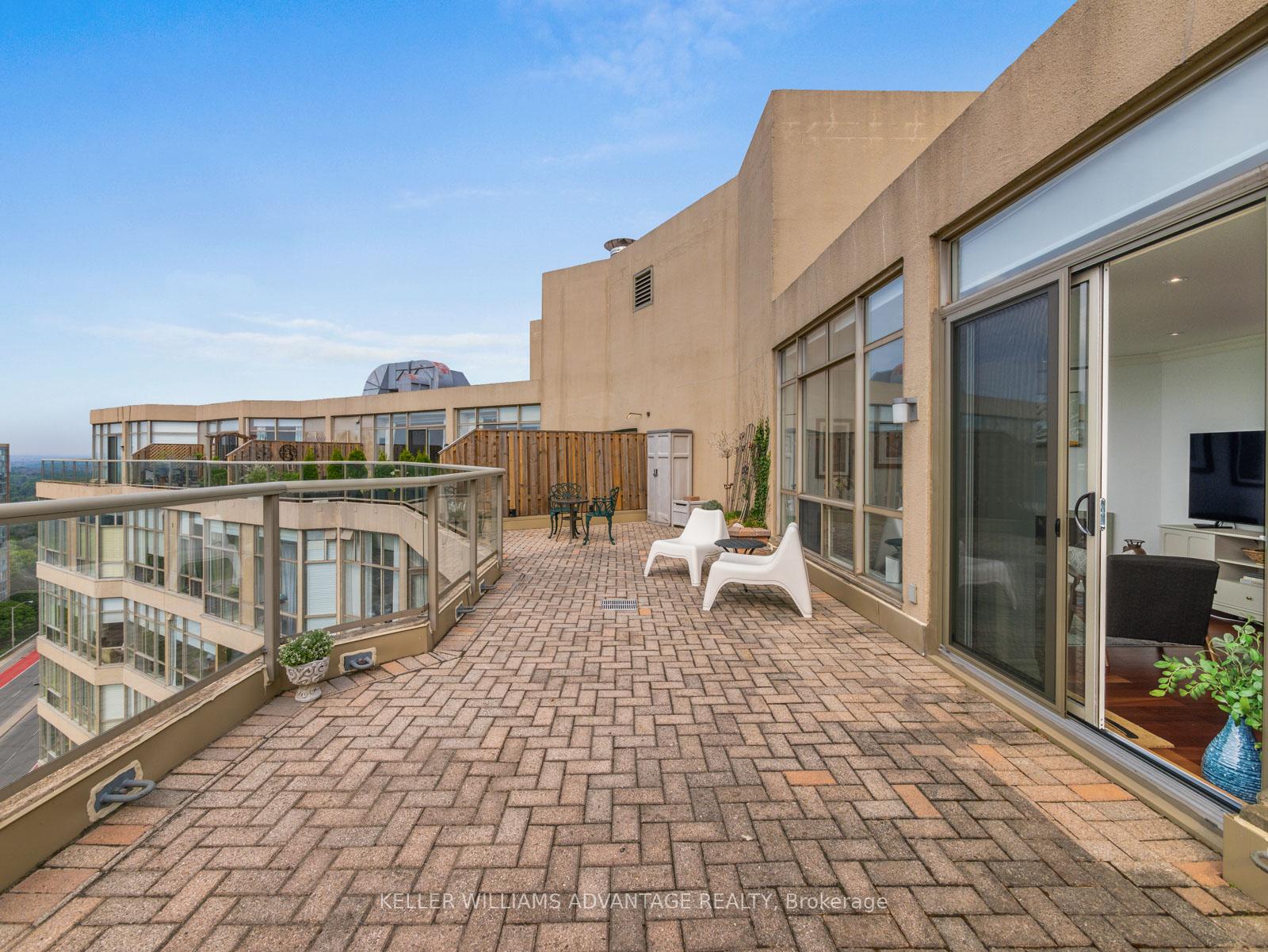 3 Bedrooms Condo at 20 Guildwood,  Toronto For sale