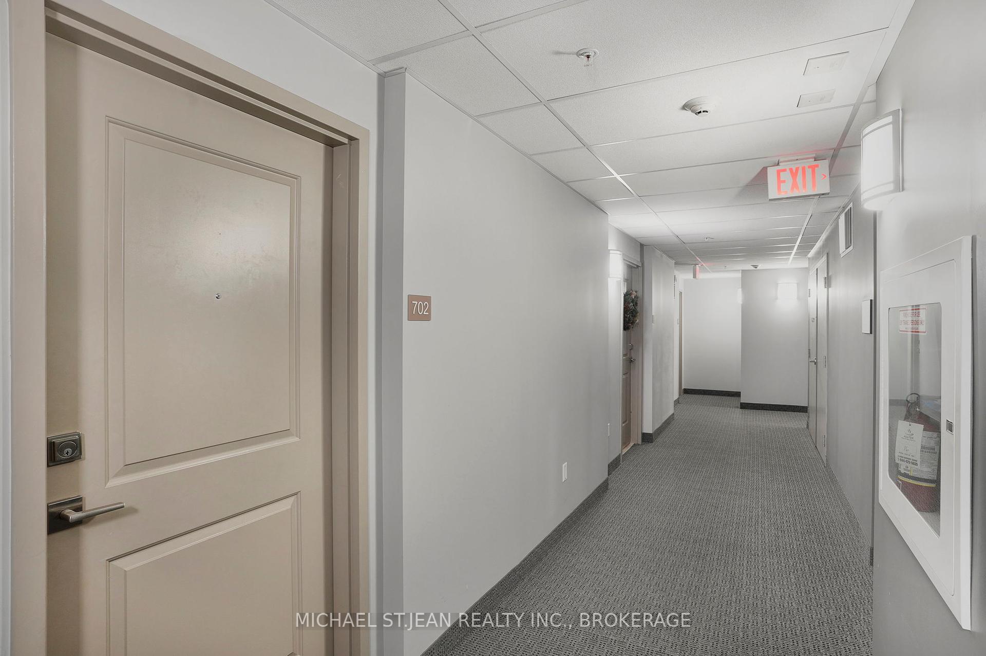 1 Bedroom Condo at 85 Robinson,  Hamilton For sale