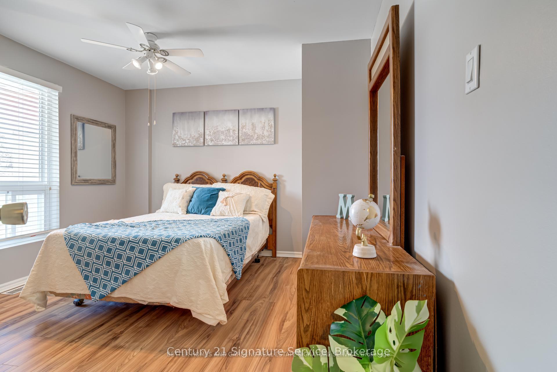 2 Bedrooms Condo at 2001 Bonnymede, Mississauga For sale