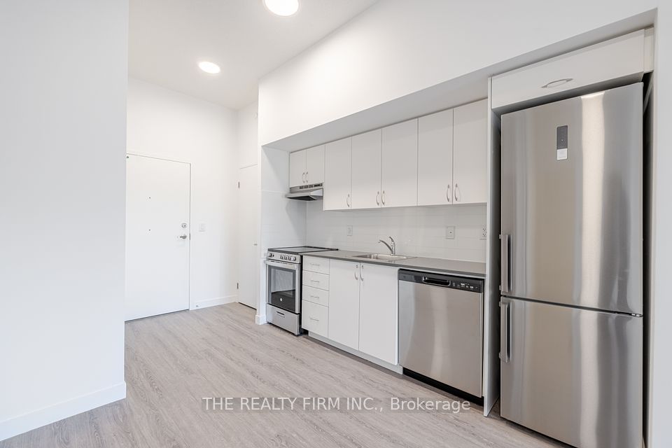 #224 - 375 South Street, London East, ON N6B 2M1