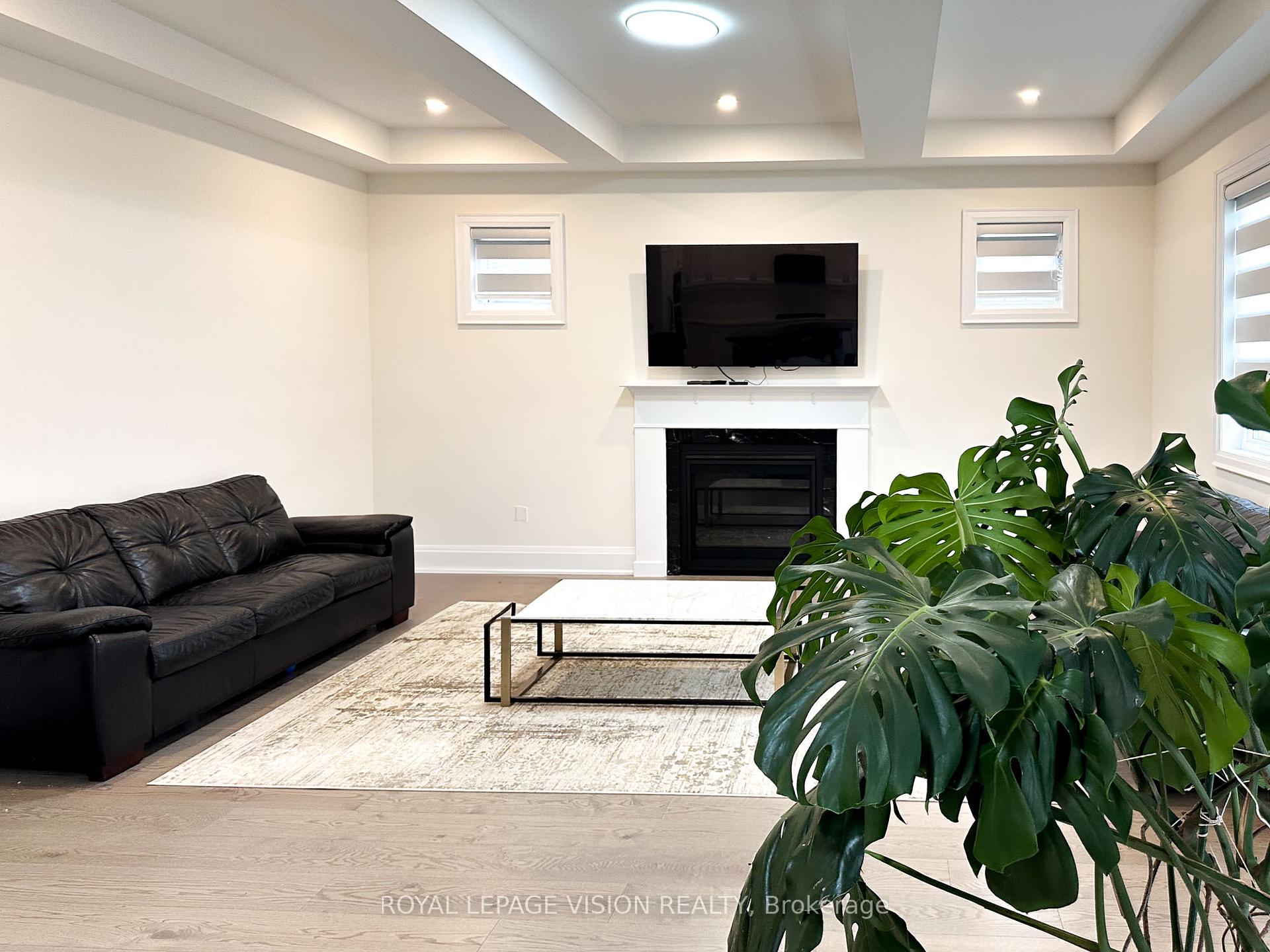 139 Ballantyne Boulevard, Vaughan, ON L3L 0E6 ; MLS ID: N12220955