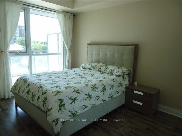 2 Bedrooms Condo at 17 Kenaston, Toronto For sale