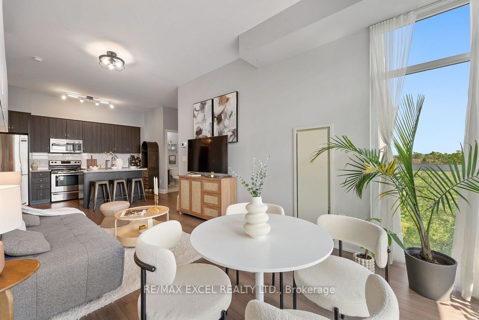 8763 Bayview