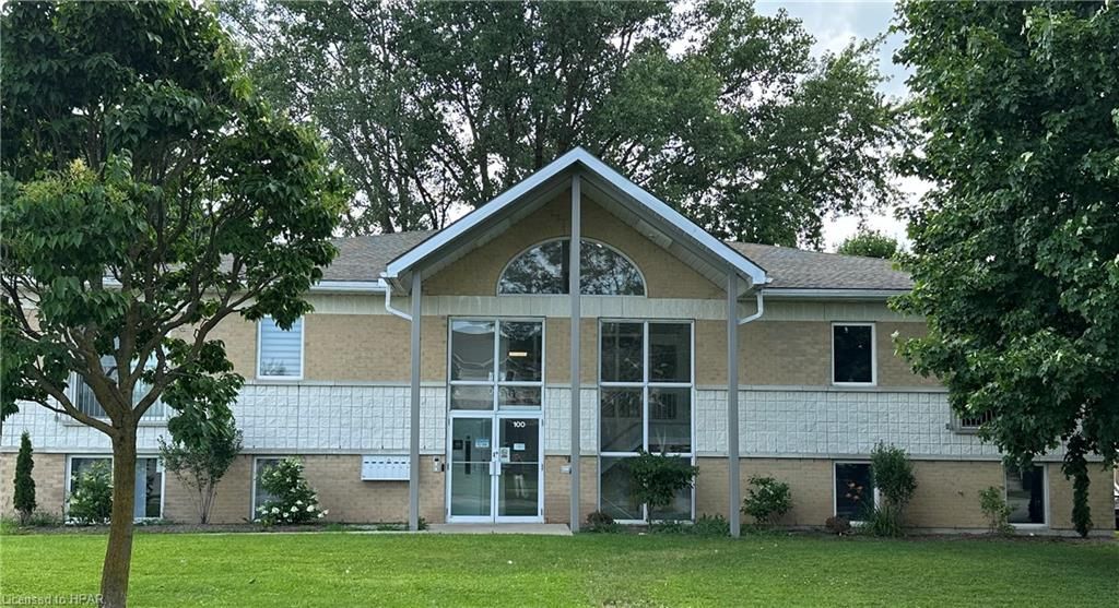 100 GORDON Street Unit# 103 Stratford Ontario N5A 7T8
