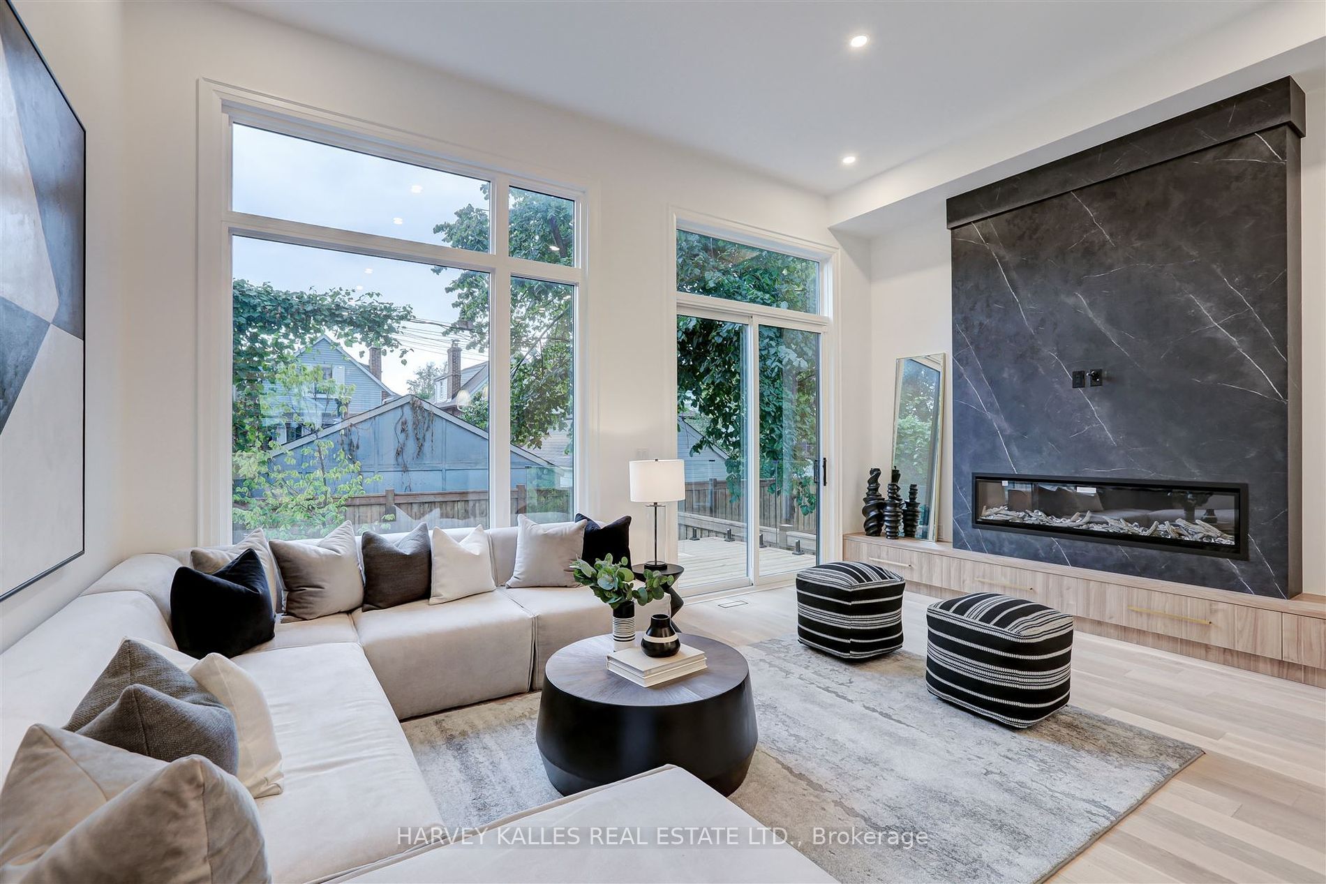 7B Bracebridge Avenue