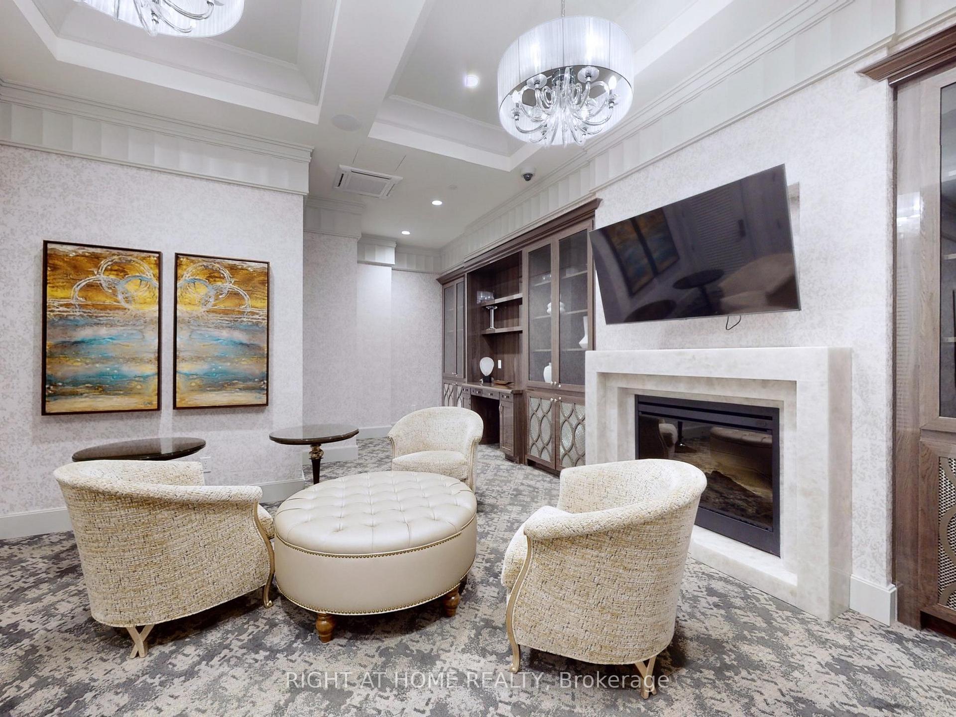 2 Bedrooms Condo at 9075 Jane, Vaughan For sale
