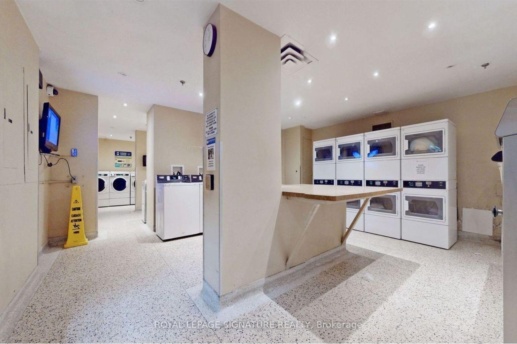 Condo at 40 Homewood, Toronto For sale