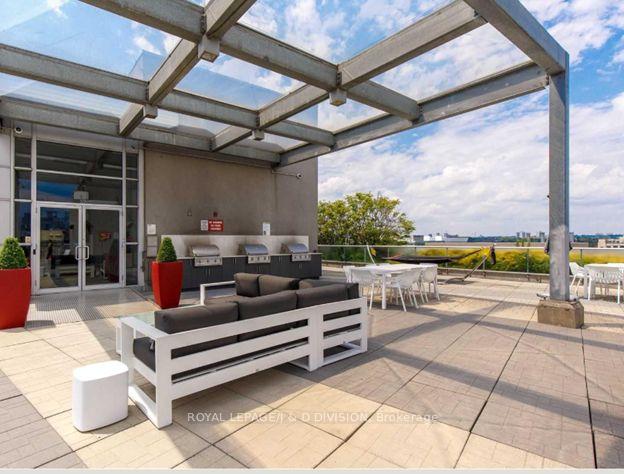3 Bedrooms Condo at 1005 King,  Toronto For sale