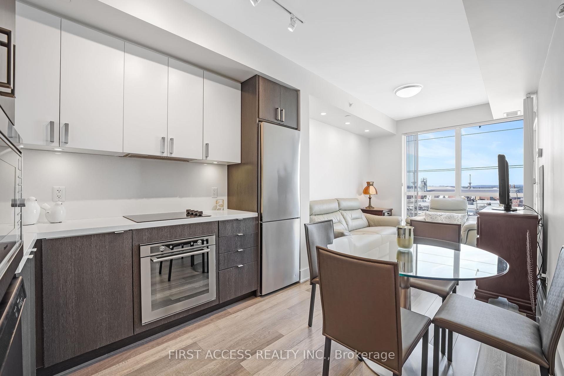 1 Bedroom Condo at 5230 Dundas,  Burlington For sale