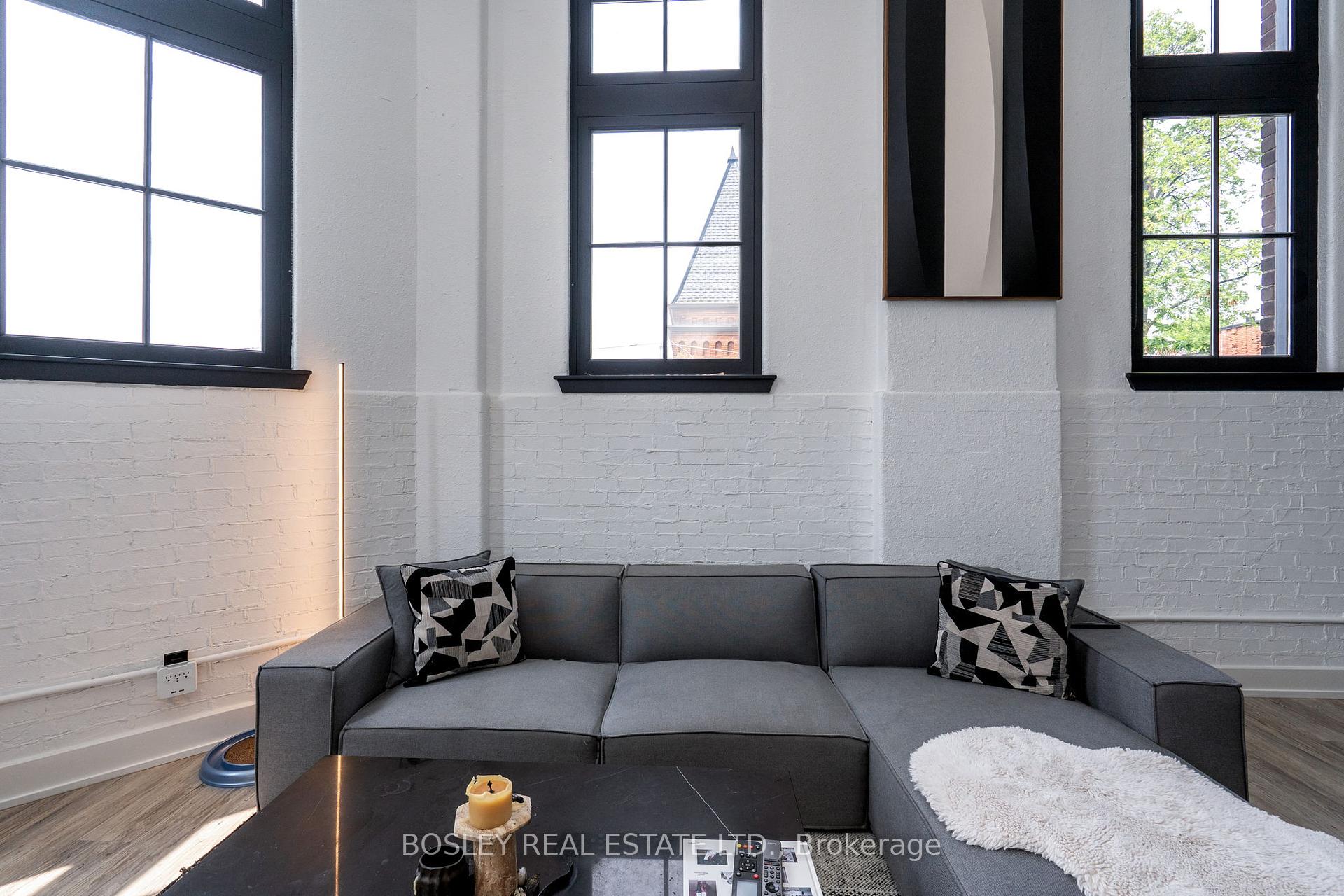 3 Bedrooms Condo at 183 Dovercourt, Toronto For sale