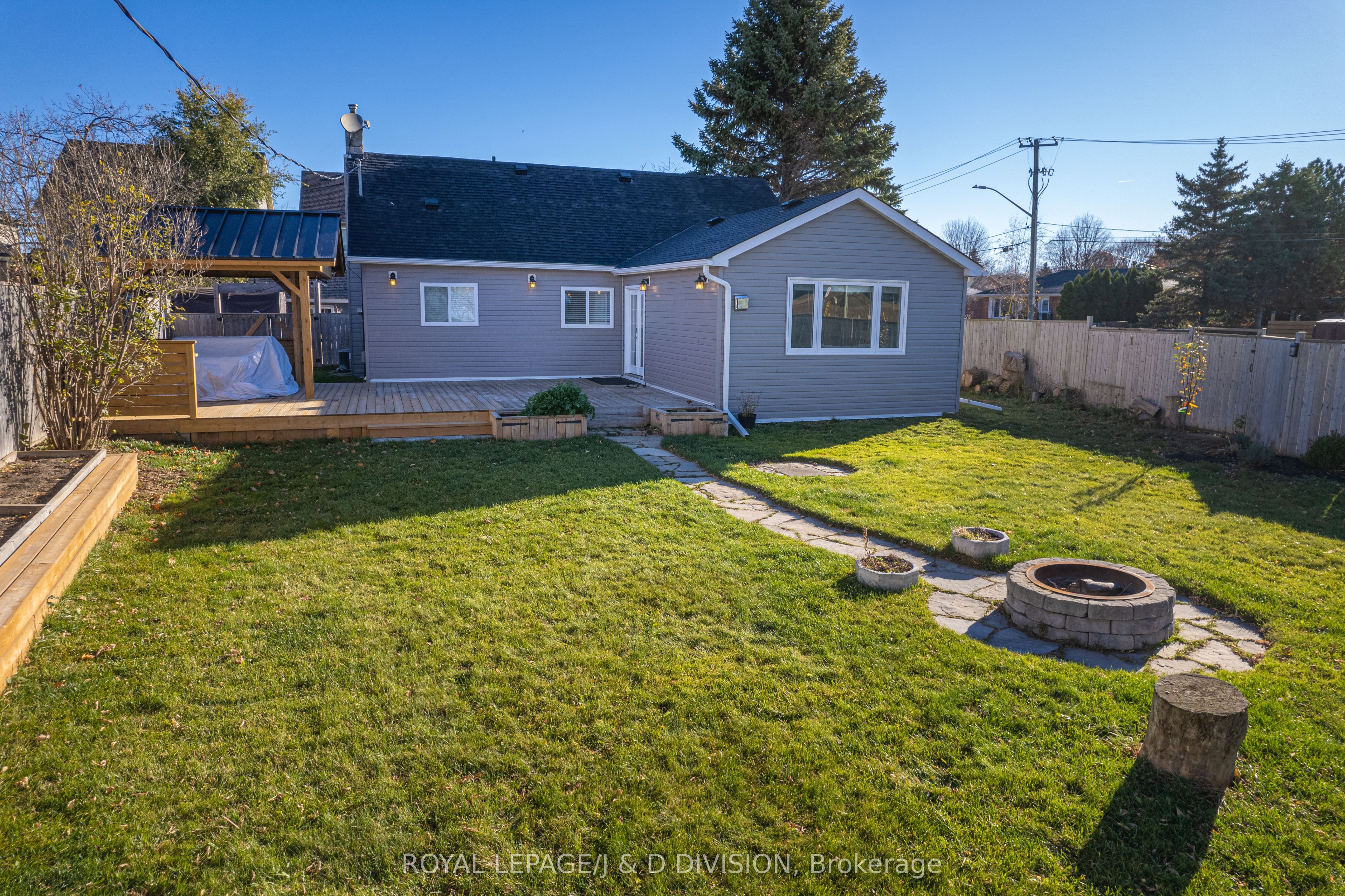10 Essa Road, New Tecumseth, ON L9R 1N3