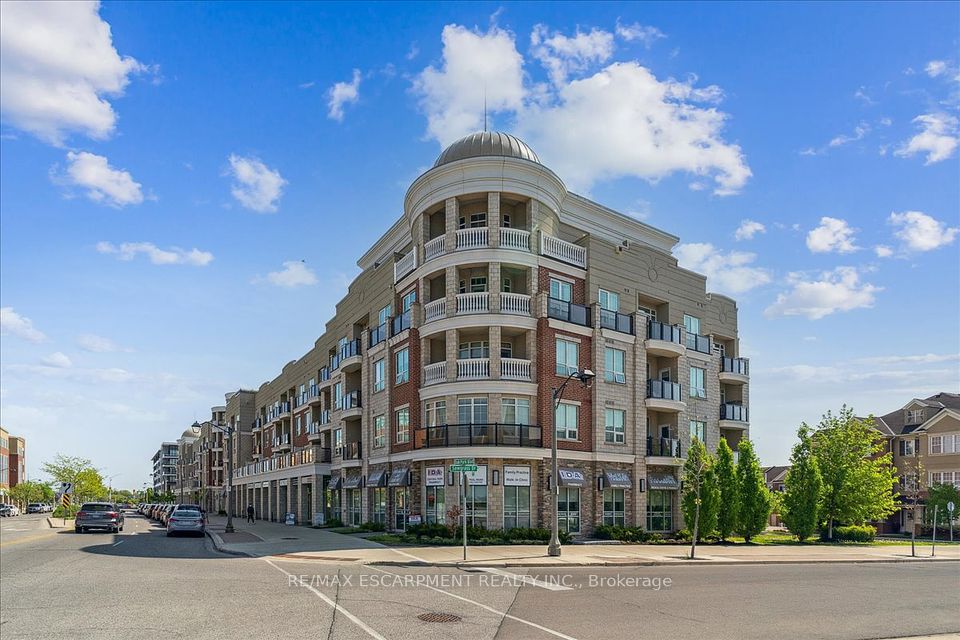 Property at #302 - 216 Oak Park Boulevard, Oakville, ON L6H 7S8