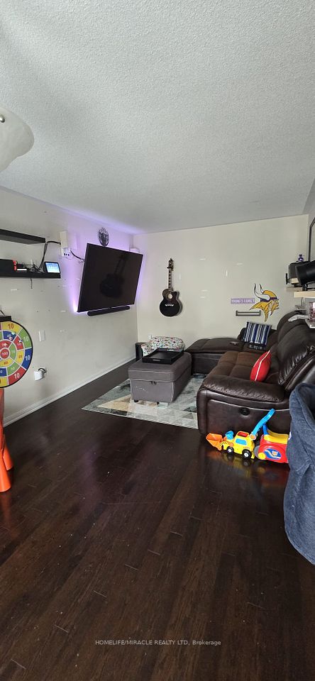 91 Tight Court, Milton, ON L9T 8S3