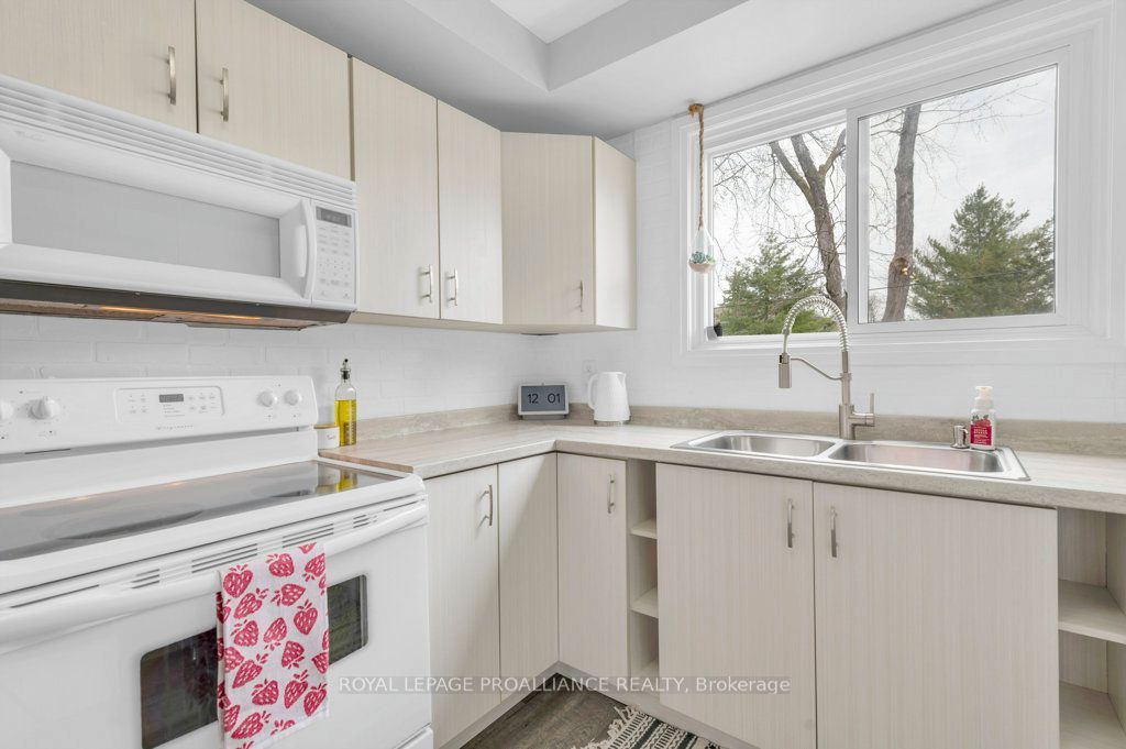 41 O'Hare Street, Belleville, ON K8P 4R9