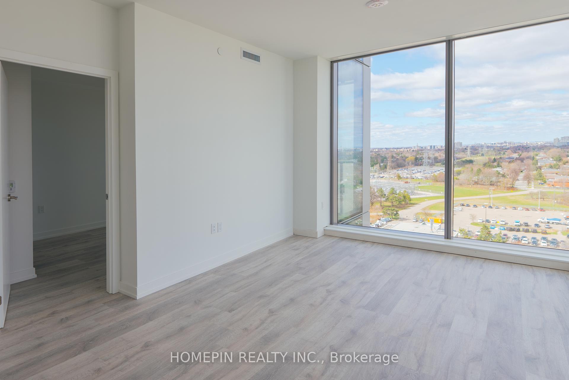2 Bedrooms Condo at 8 Olympic Garden,  Toronto For sale
