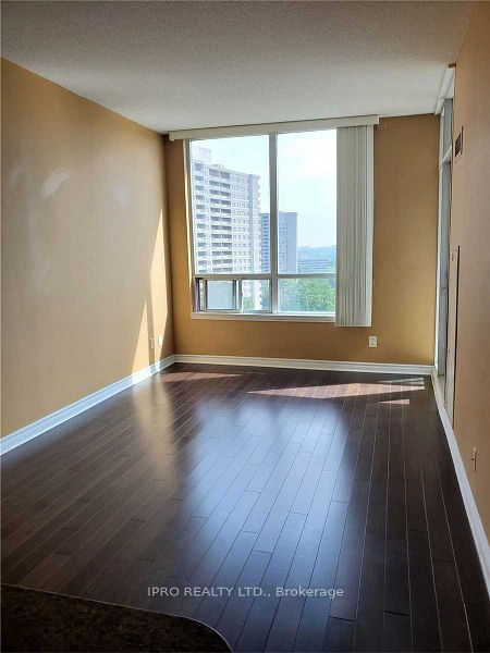 3504 Hurontario Street, #1001