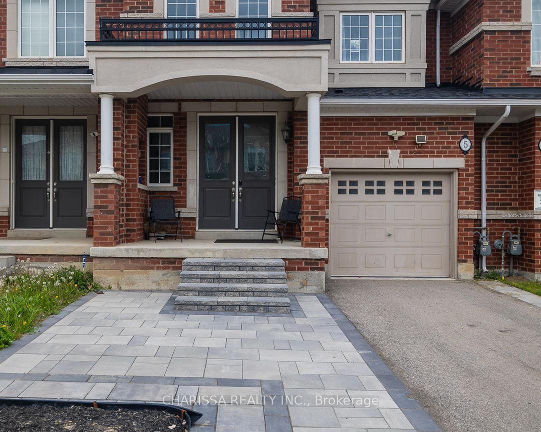 5 Heming Trail