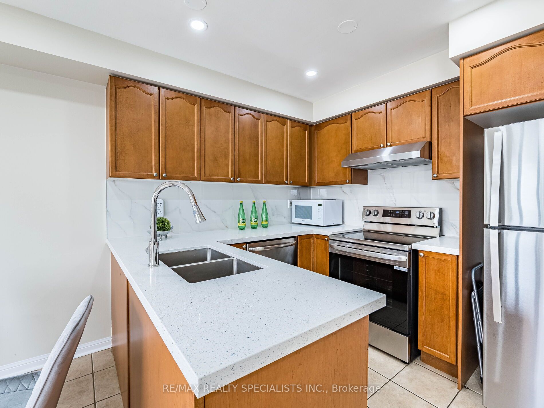 18 Jessop Drive