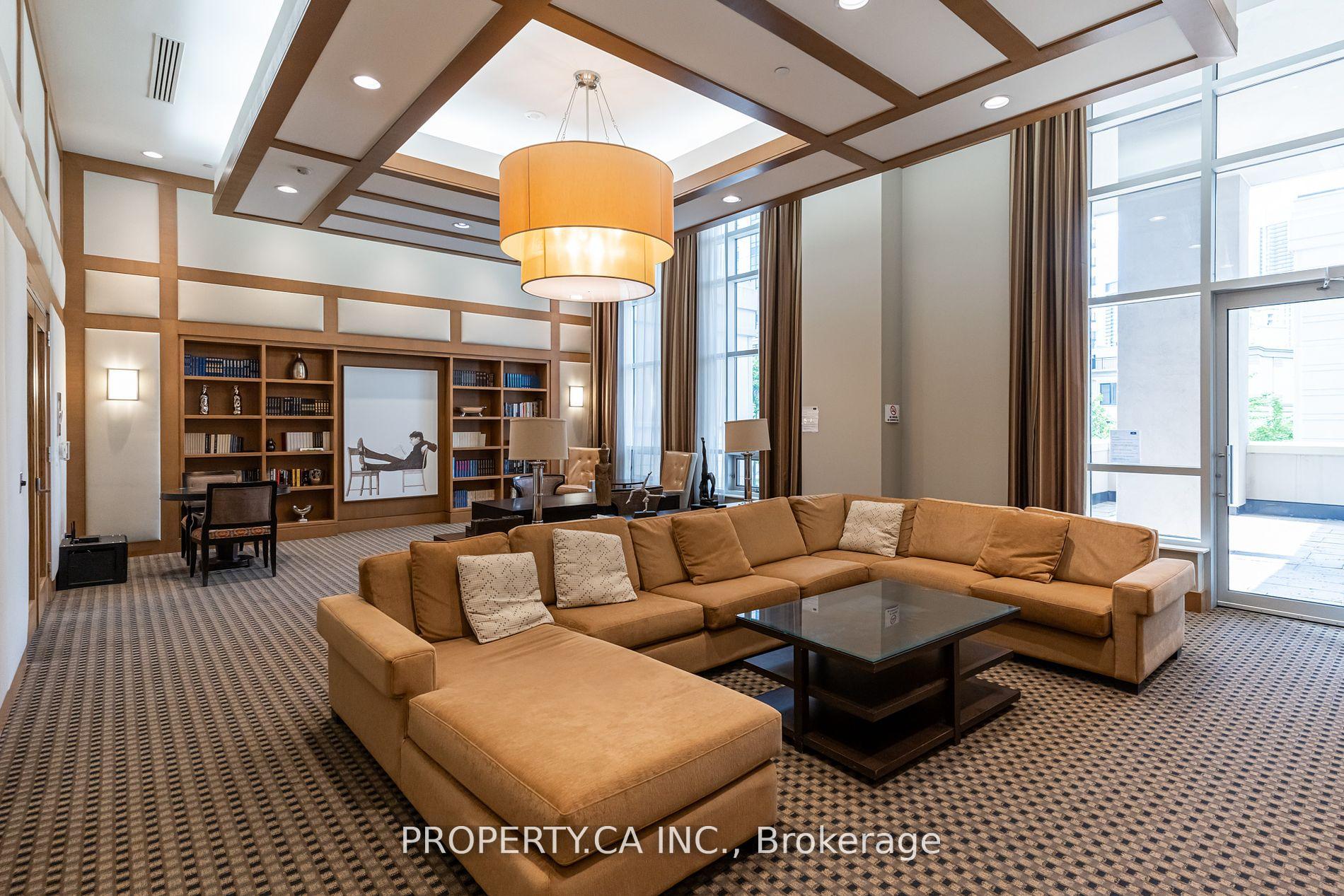 2 Bedrooms Condo at 100 Harrison, Toronto For sale
