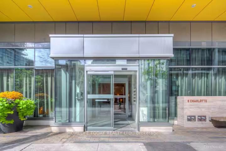 2 Bedrooms Condo at 8 Charlotte, Toronto For sale