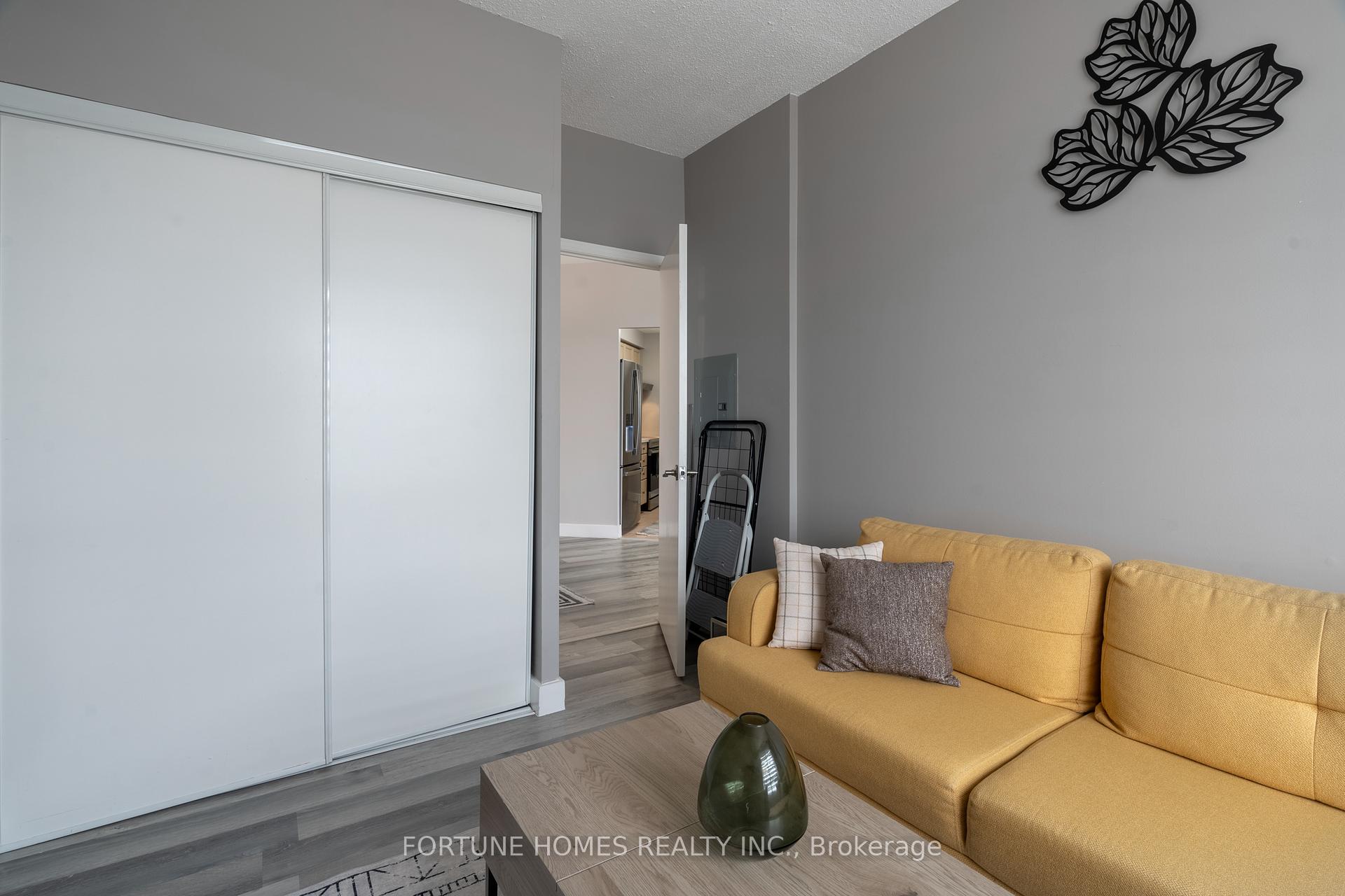 2 Bedrooms Condo at 650 Lawrence, Toronto For sale