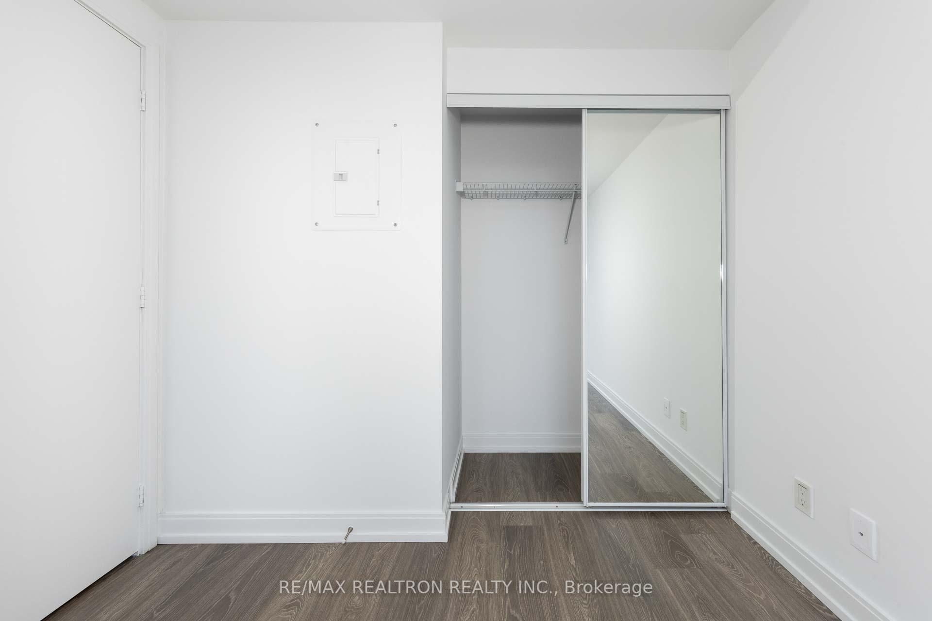 1 Bedroom Condo at 181 Dundas, Toronto For sale