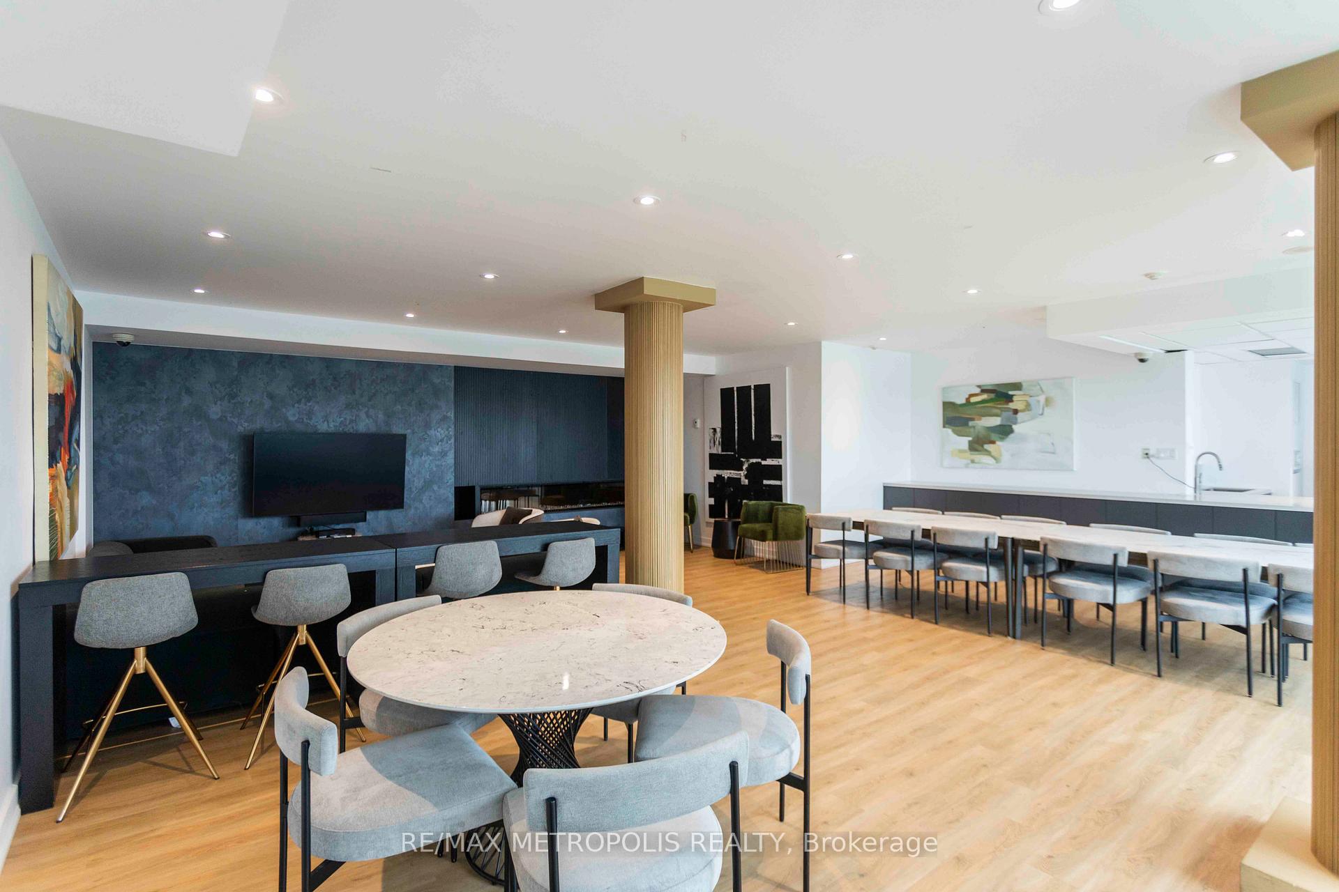 1 Bedroom Condo at 55 East Liberty, Toronto For sale