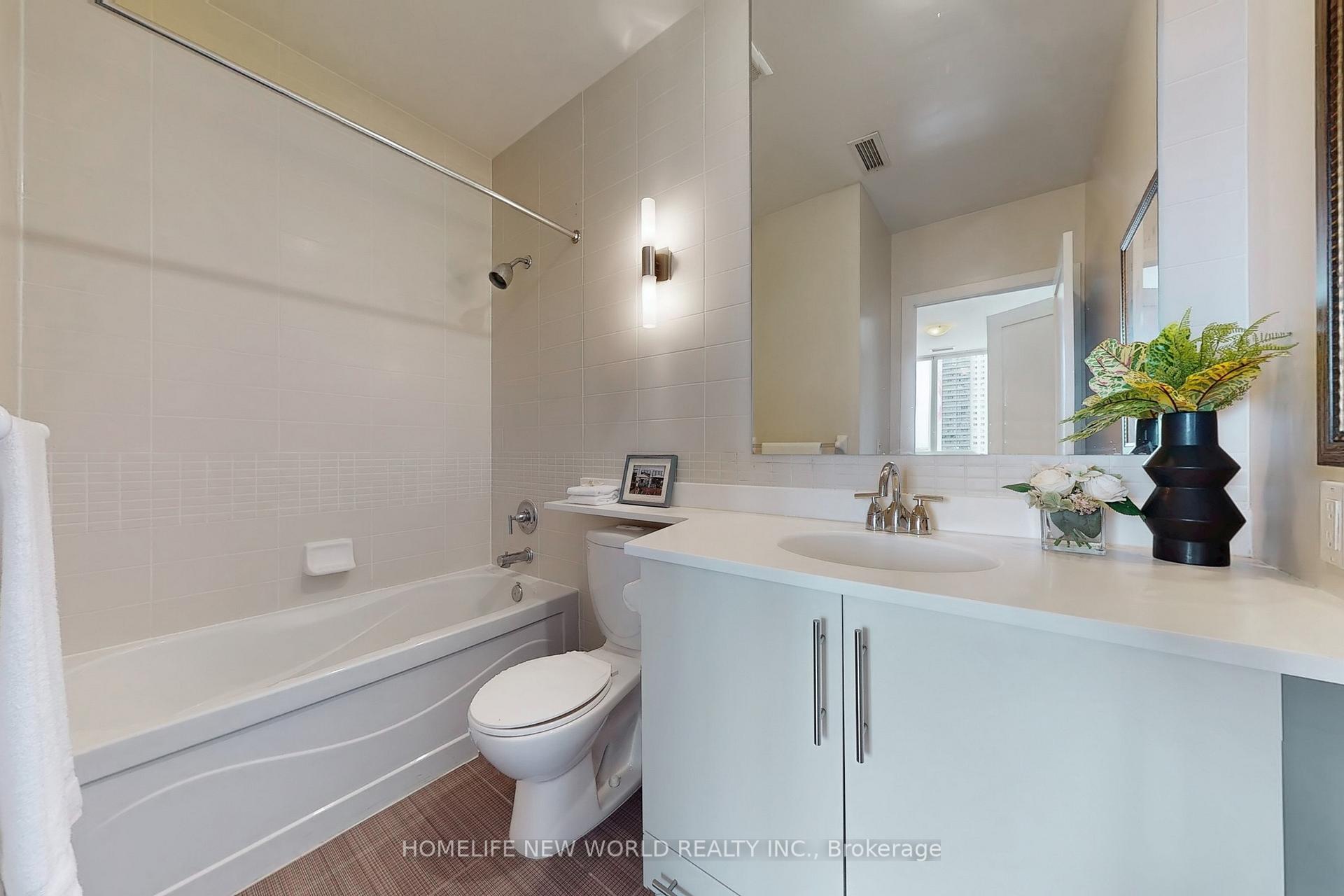 2 Bedrooms Condo at 120 Homewood, Toronto For sale