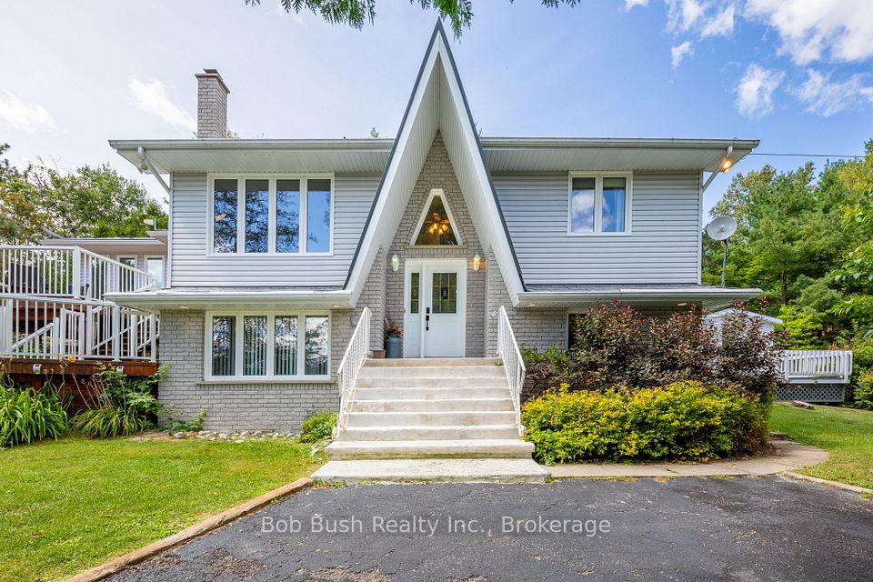 34 Island Road, St. Charles, ON P0M 2W0