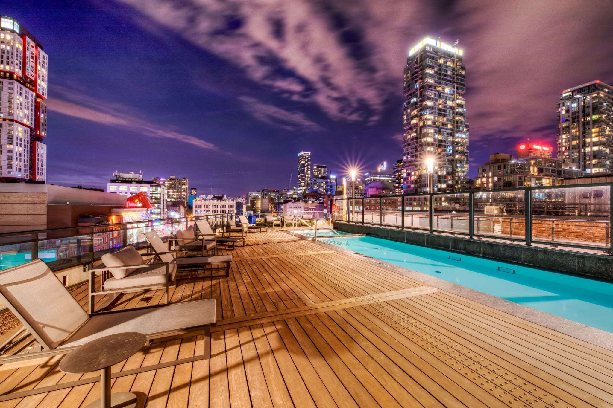 99 John Street 4504