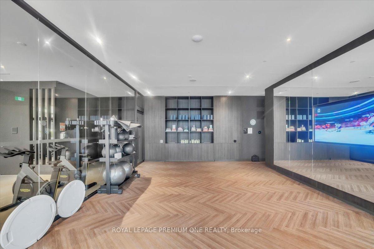 2 Bedrooms Condo at 11 Yorkville, Toronto For sale
