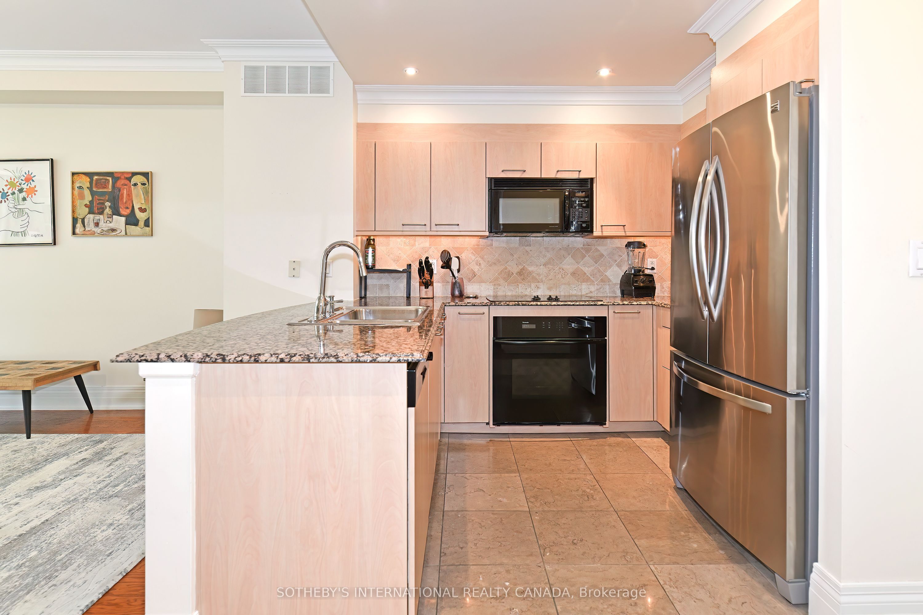 33 Delisle Avenue, #304