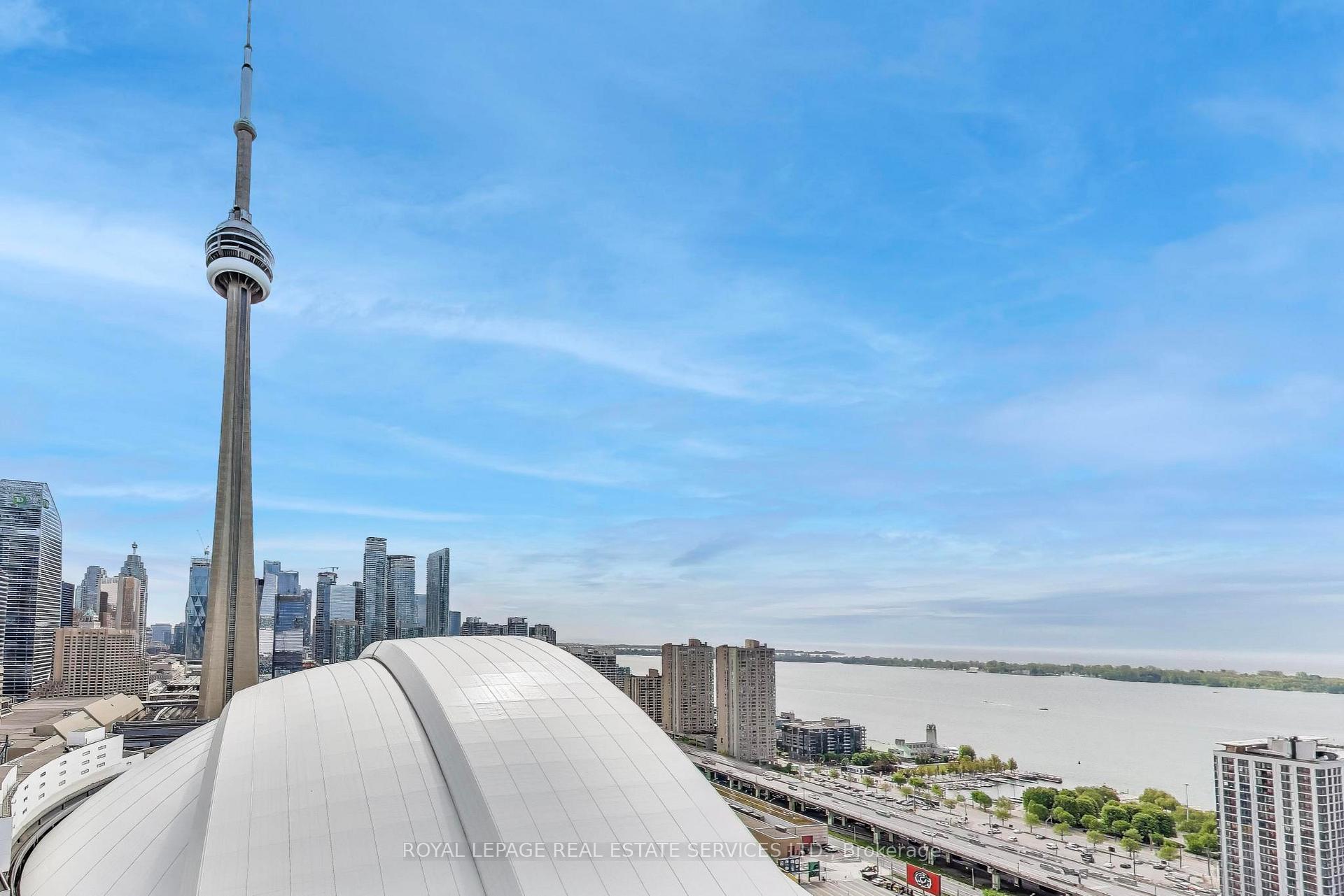 2 Bedrooms Condo at 81 Navy Wharf, Toronto For sale