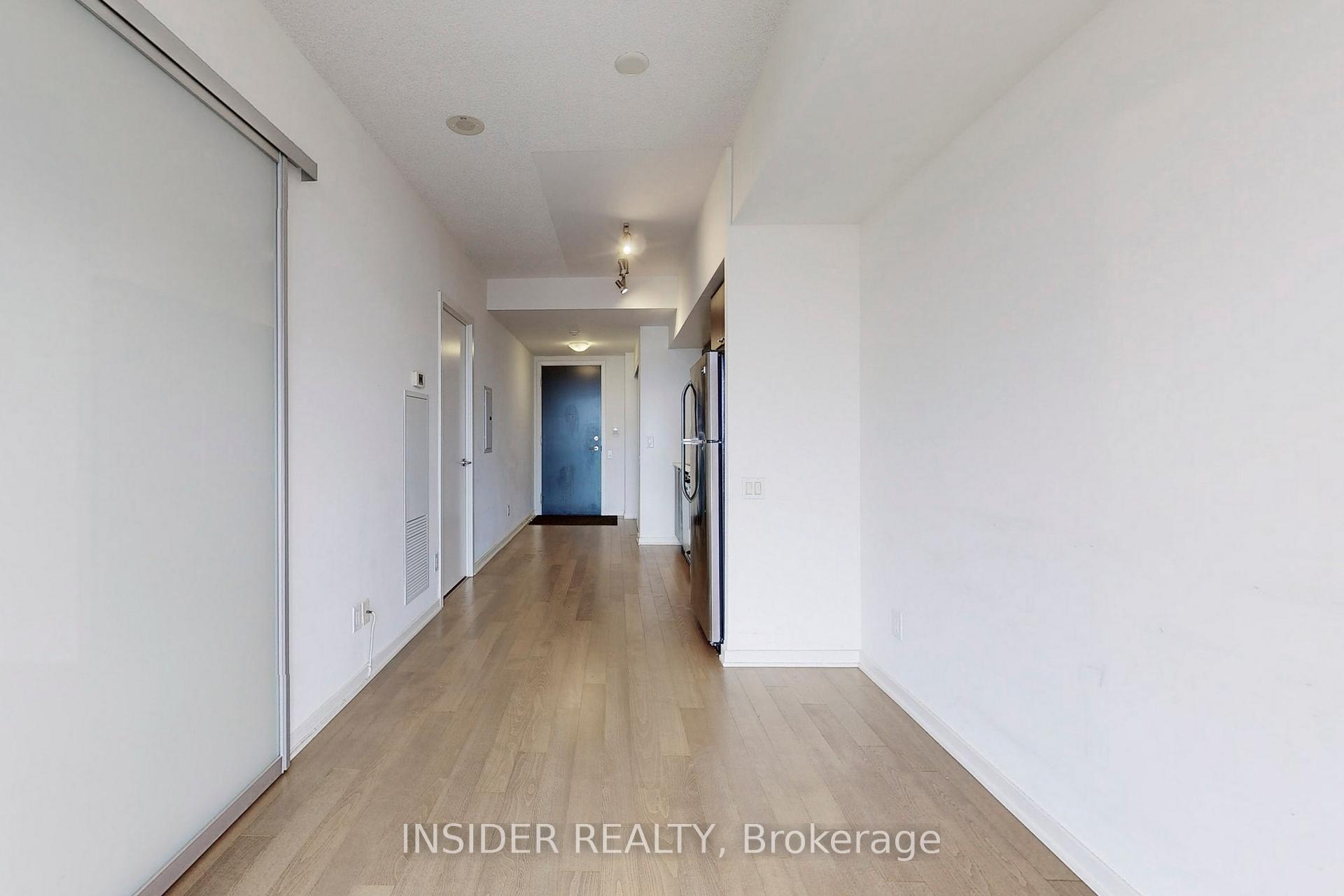 1 Bedroom Condo at 105 The Queensway,  Toronto For sale
