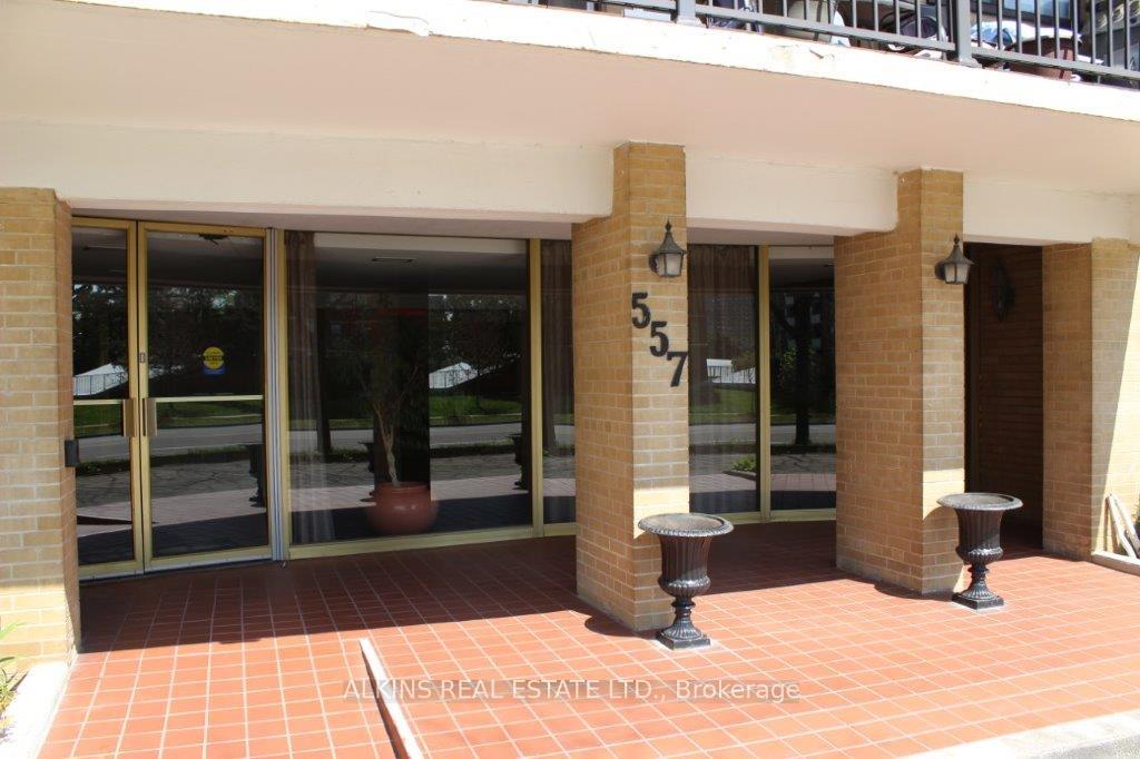 2 Bedrooms Co-op at 557 The East Mall, Toronto For sale