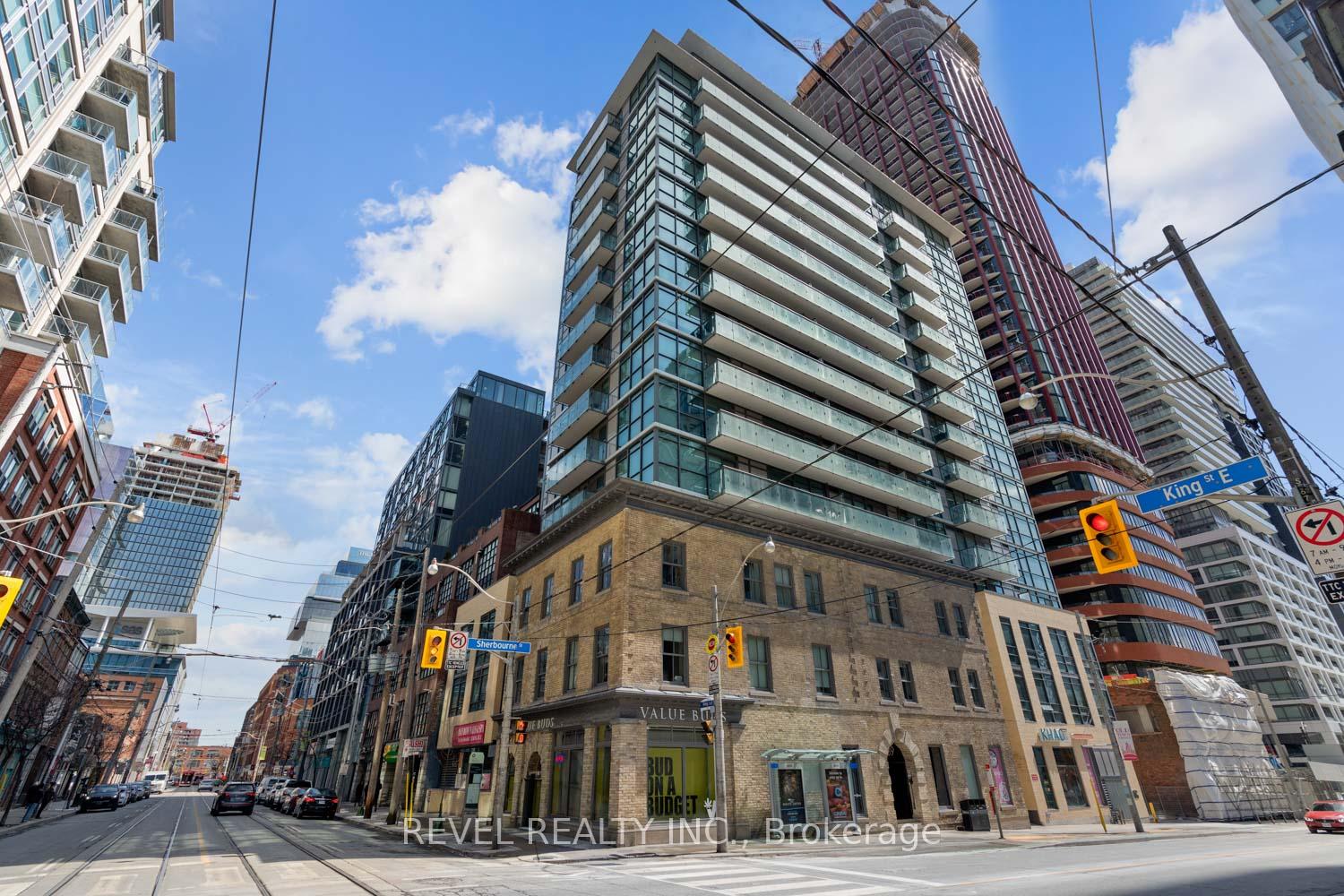 1 Bedroom Condo at 39 Sherbourne, Toronto For sale