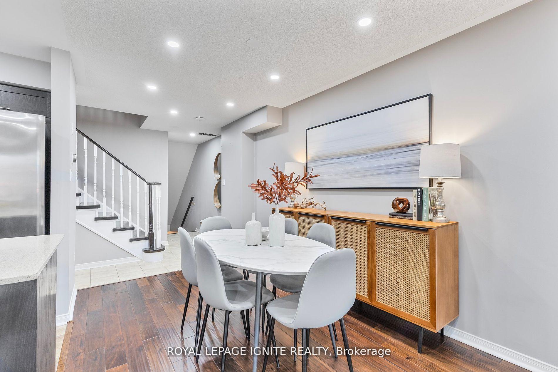 2 Bedrooms Condo at 6063 Kingston, Toronto For sale